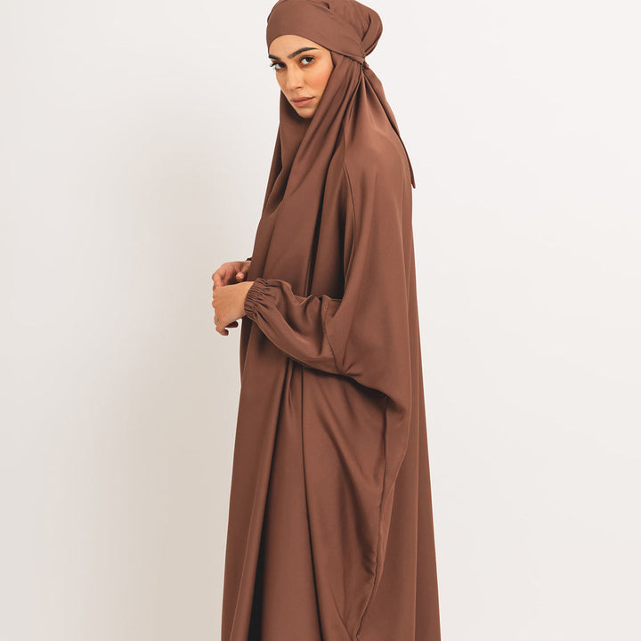 Khimar marron classique avec poignets élastiques et lien à l&