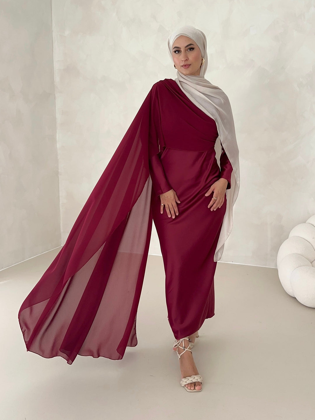 Robe Inaya