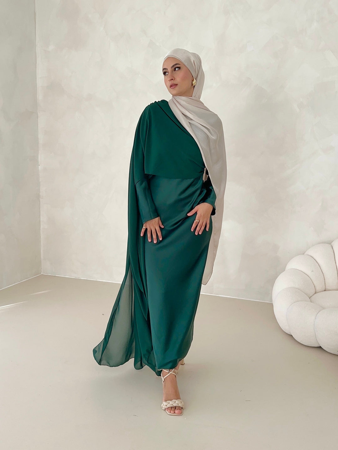Robe Inaya
