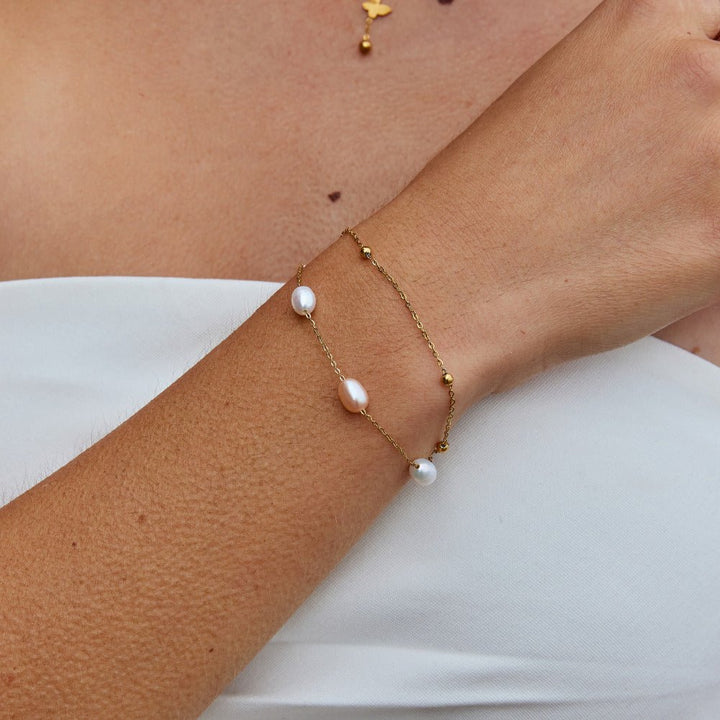 Bracelet en couches de perles d’eau douce